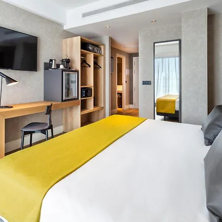 Hotell Catalonia Giralda