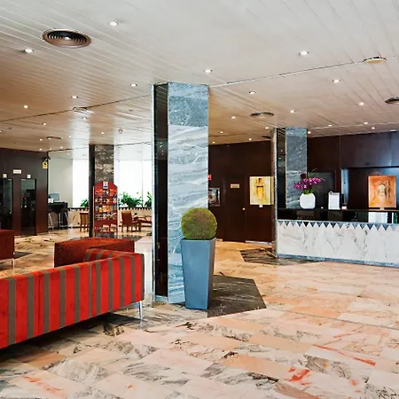 Catalonia Giralda Hotell 4*