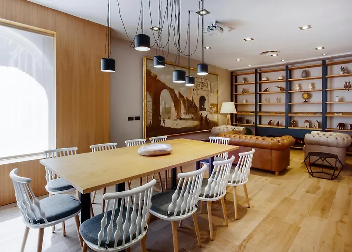 Hotel Catalonia Giralda